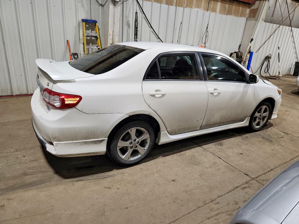Продаж на аукціоні авто 2013 Toyota Corolla, vin: 2T1BU4EE6DC938587, номер лоту: 59726436