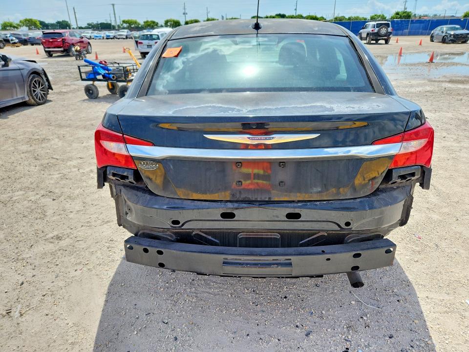 Продаж на аукціоні авто 2011 Chrysler 200, vin: 1C3BC1FB7BN576614, номер лоту: 58591956