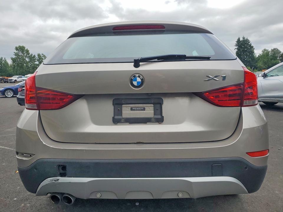 60128946 :رقم المزاد ، WBAVL1C52FVY39702 vin ، 2015 Bmw X1 مزاد بيع