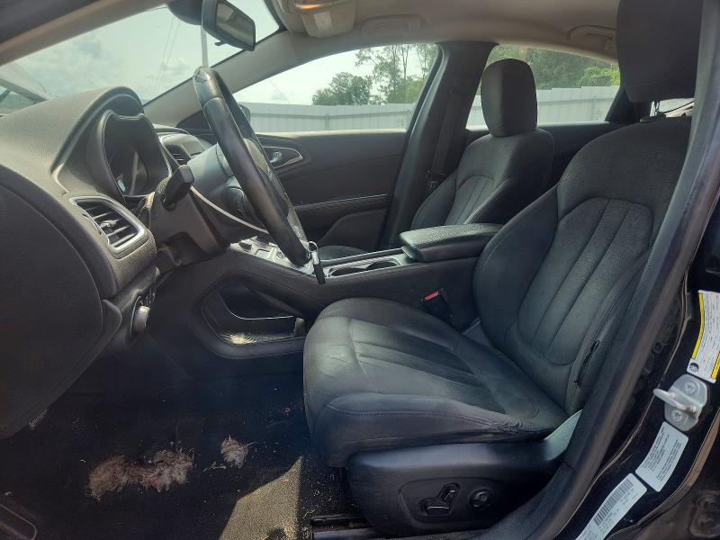 60997876 :رقم المزاد ، 1C3CCCAB6FN680881 vin ، 2015 Chrysler 200 مزاد بيع