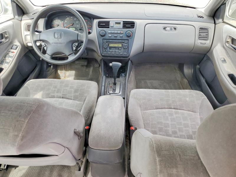 60080906 :رقم المزاد ، 1HGCG56692A118001 vin ، 2002 Honda Accord مزاد بيع