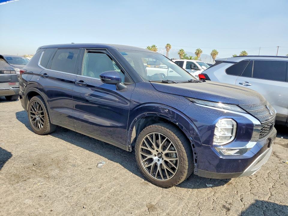 Продажа на аукционе авто 2022 Mitsubishi Outlander, vin: JA4J4UA89NZ045343, номер лота: 61242776