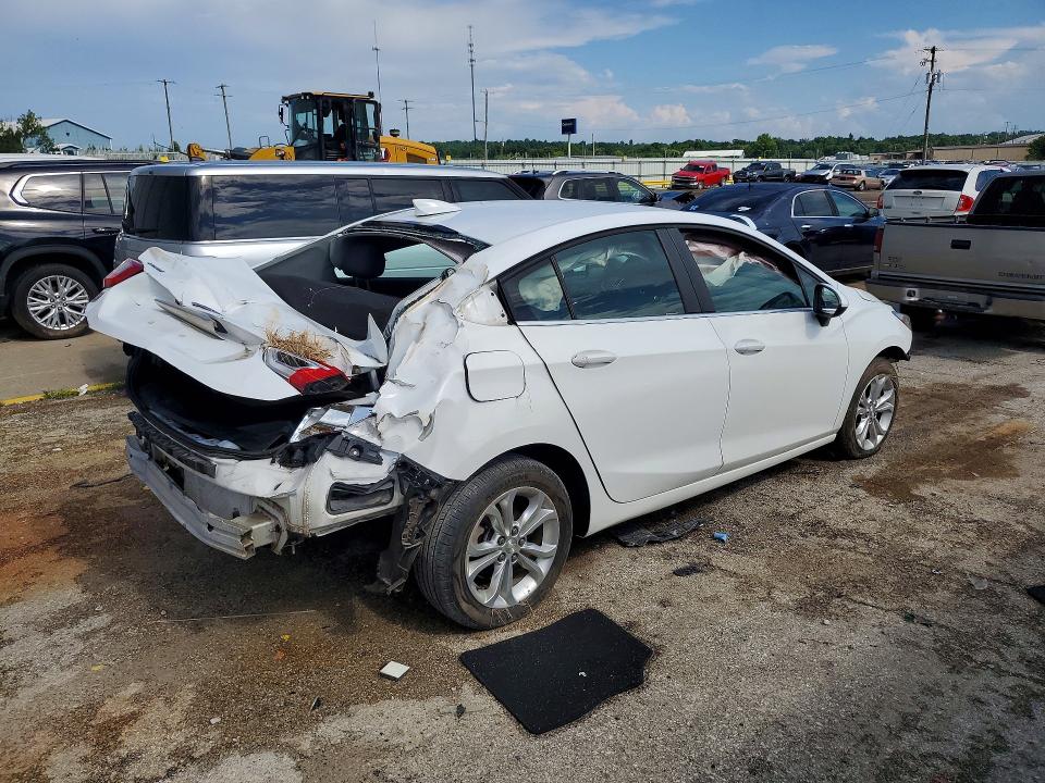59697696 :رقم المزاد ، 1G1BE5SM2K7146698 vin ، 2019 Chevrolet Cruze مزاد بيع