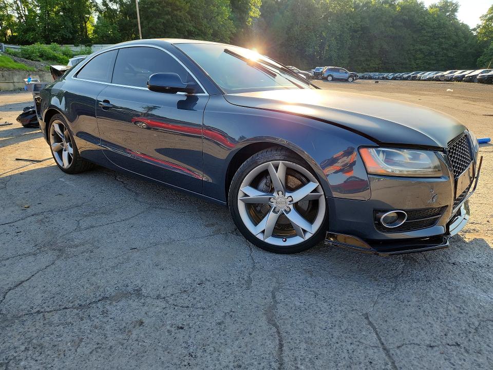 2010 Audi A5 მანქანა იყიდება აუქციონზე, vin: WAULFAFRXAA004931, აუქციონის ნომერი: 61156586