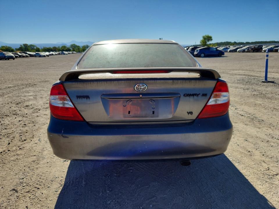 62707186 :رقم المزاد ، JTDBF30KX20026098 vin ، 2002 Toyota Camry مزاد بيع