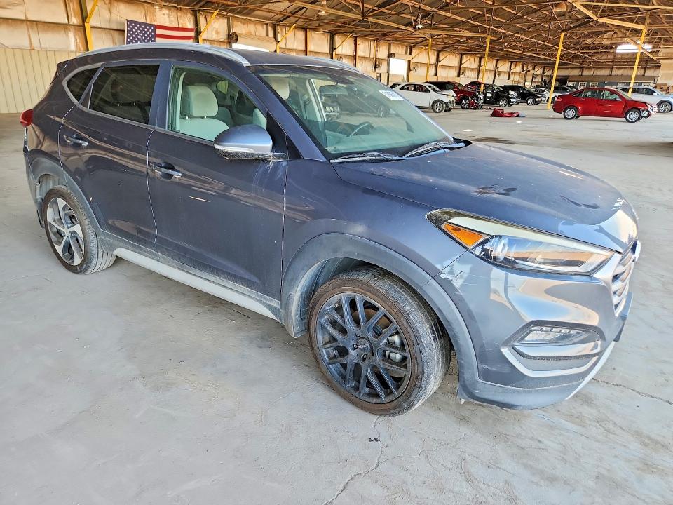 2017 Hyundai Tucson მანქანა იყიდება აუქციონზე, vin: KM8J33A24HU524295, აუქციონის ნომერი: 61506316