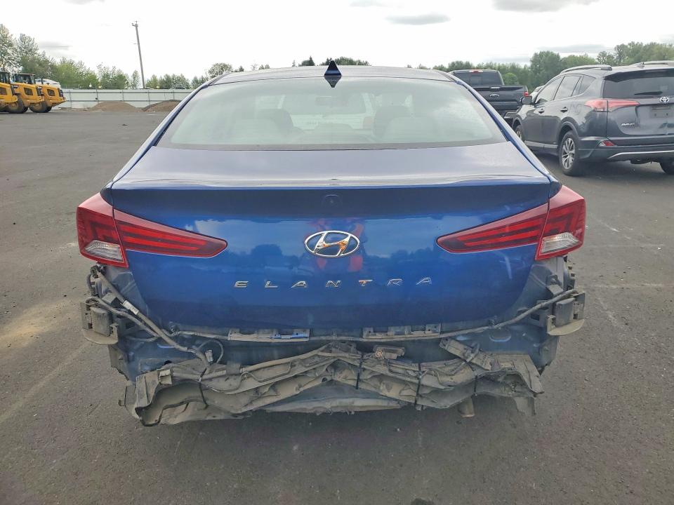 61581866 :رقم المزاد ، 5NPD84LF5LH571427 vin ، 2020 Hyundai Elantra مزاد بيع