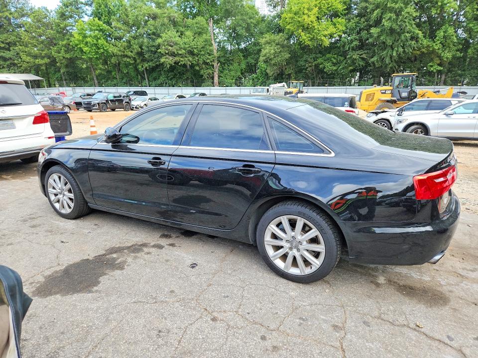 61808676 :رقم المزاد ، WAUFFAFC6FN018527 vin ، 2015 Audi A6 مزاد بيع