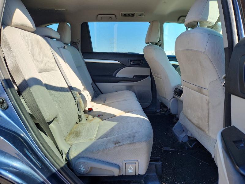 Продажа на аукционе авто 2015 Toyota Highlander, vin: 5TDBKRFH5FS217537, номер лота: 60897056