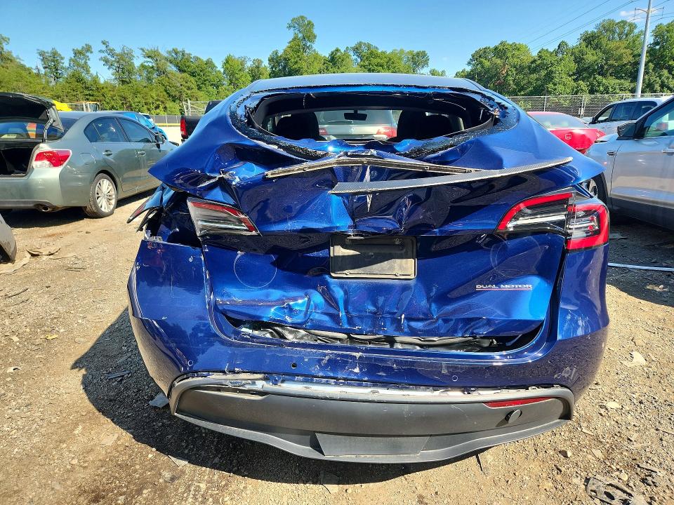 62414726 :رقم المزاد ، 7SAYGDEF3NF307550 vin ، 2022 Tesla Model Y مزاد بيع