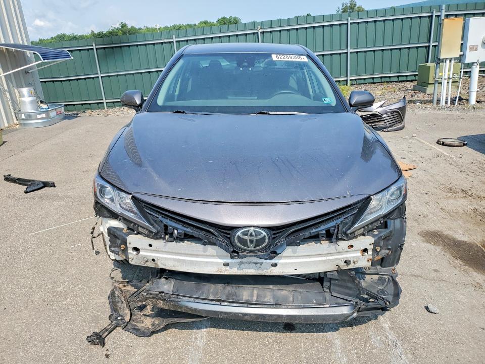 2022 Toyota Camry მანქანა იყიდება აუქციონზე, vin: 4T1C11BKXNU060006, აუქციონის ნომერი: 62289306