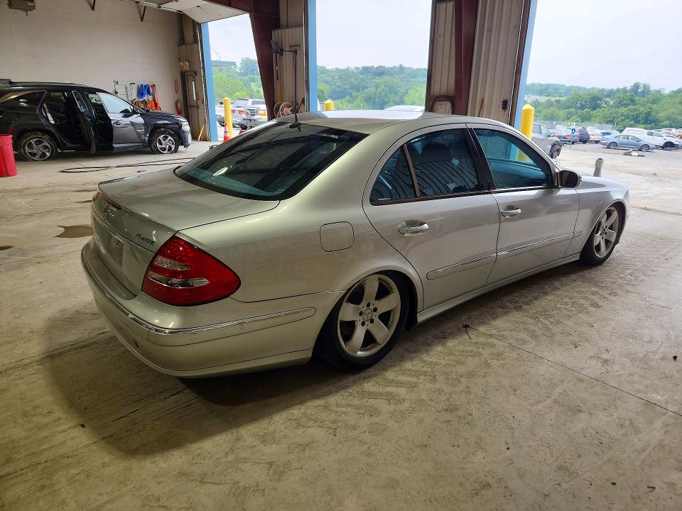 Продаж на аукціоні авто 2005 Mercedes-benz E, vin: WDBUF83J25X187046, номер лоту: 60597136