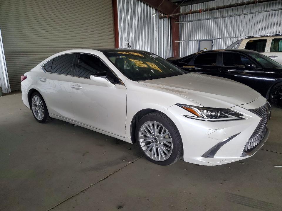59873716 :رقم المزاد ، 58ABZ1B12KU021037 vin ، 2019 Lexus Es مزاد بيع