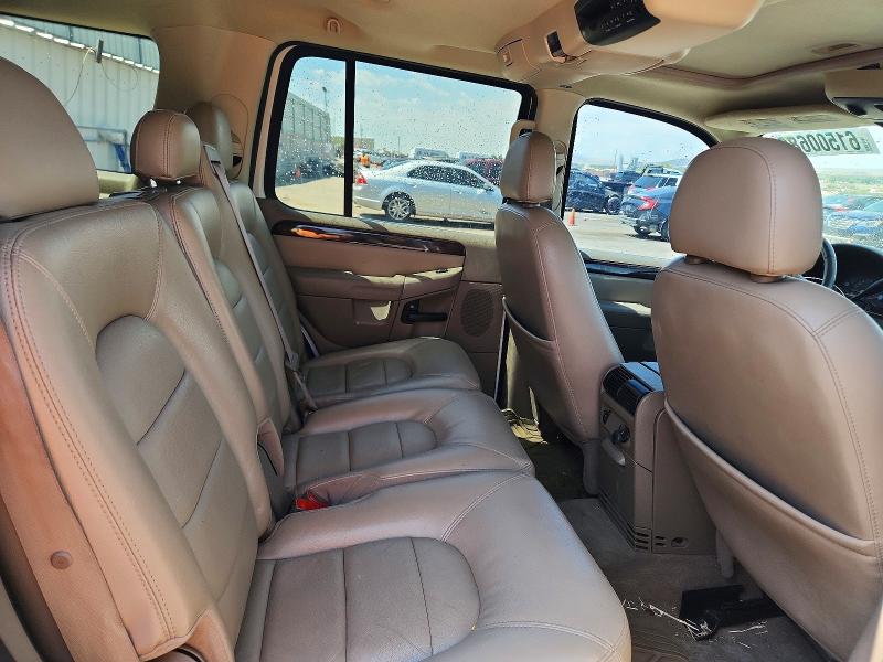 2004 Ford Explorer მანქანა იყიდება აუქციონზე, vin: 1FMDU75W74ZA63900, აუქციონის ნომერი: 61500686