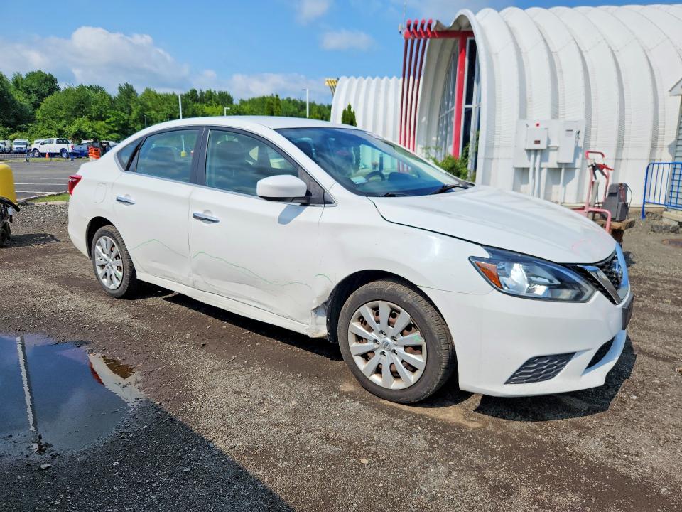 61785626 :رقم المزاد ، 3N1AB7AP6GY292422 vin ، 2016 Nissan Sentra مزاد بيع