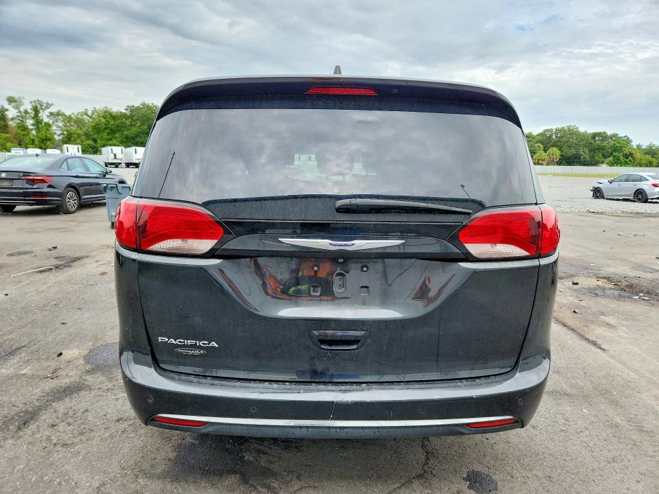 60800956 :رقم المزاد ، 2C4RC1EGXLR172816 vin ، 2020 Chrysler Pacifica مزاد بيع