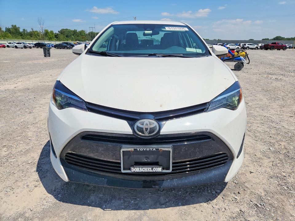 61377226 :رقم المزاد ، 2T1BURHE1HC900280 vin ، 2017 Toyota Corolla مزاد بيع