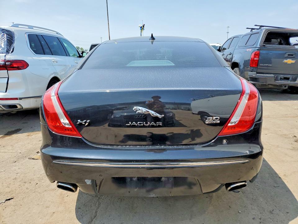 Продажа на аукционе авто 2015 Jaguar Xj, vin: SAJWJ1CD5F8V74908, номер лота: 61026876