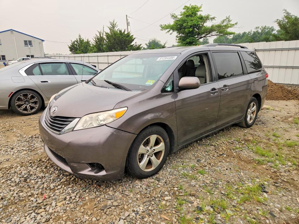 Aukcja sprzedaży 2013 Toyota Sienna, vin: 5TDKK3DC2DS350516, numer aukcji: 61204486