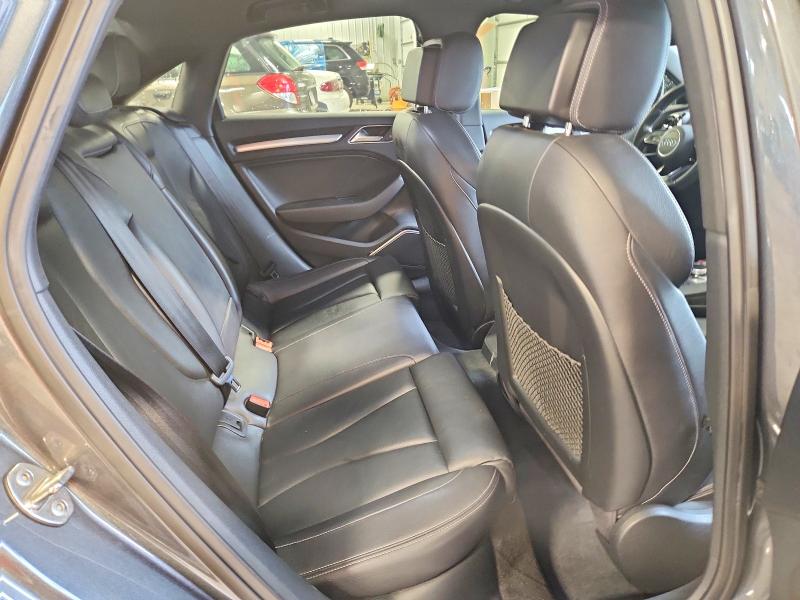 59794126 :رقم المزاد ، WAUB1GFF7J1033869 vin ، 2018 Audi S3 مزاد بيع
