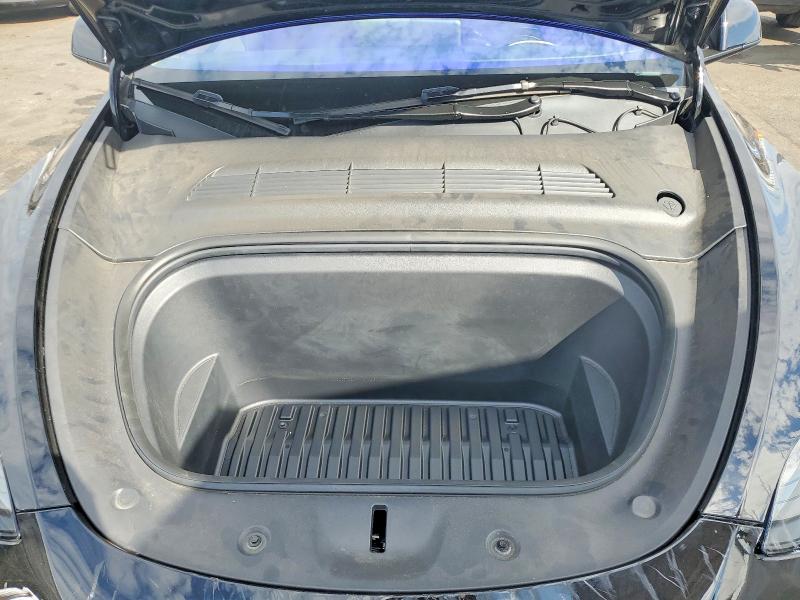 61804856 :رقم المزاد ، 7SAYGDEE3RF060964 vin ، 2024 Tesla Model Y مزاد بيع