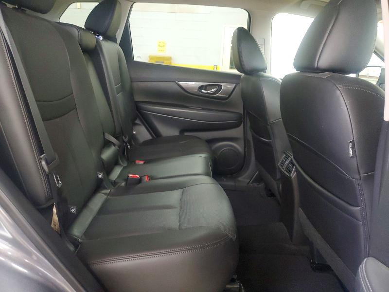 2015 Nissan Rogue მანქანა იყიდება აუქციონზე, vin: 5N1AT2MT7FC882945, აუქციონის ნომერი: 60984766