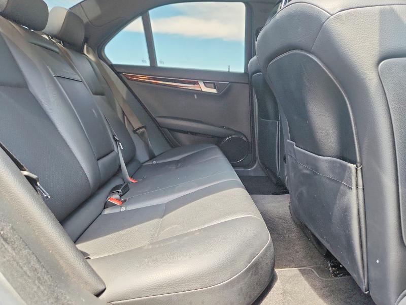 Продаж на аукціоні авто 2013 Mercedes-benz C, vin: WDDGF8AB0DA786870, номер лоту: 59904386