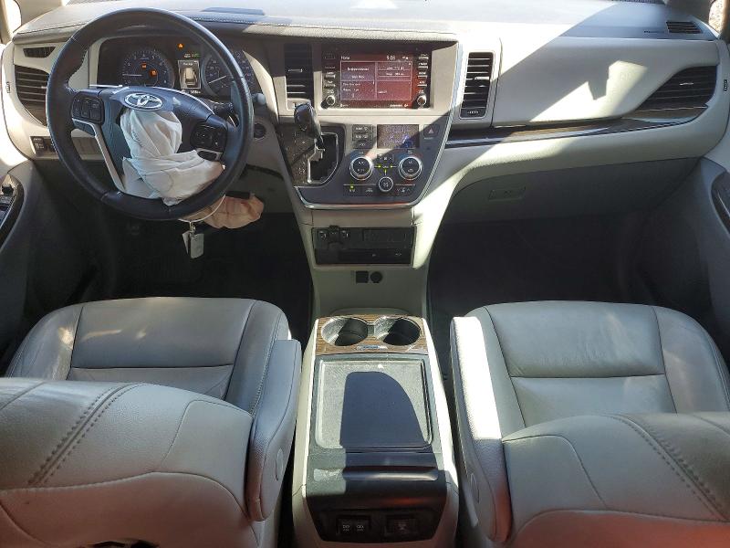 63172816 :رقم المزاد ، 5TDYZ3DC3KS982928 vin ، 2019 Toyota Sienna مزاد بيع