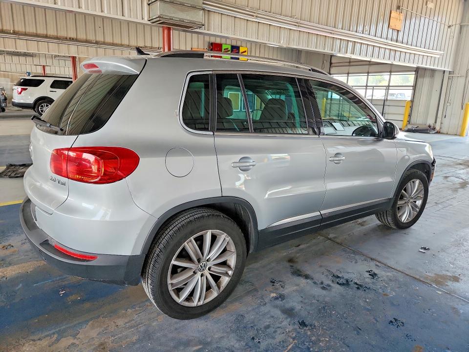Продажа на аукционе авто 2012 Volkswagen Tiguan, vin: WVGAV7AX5CW527068, номер лота: 59378926