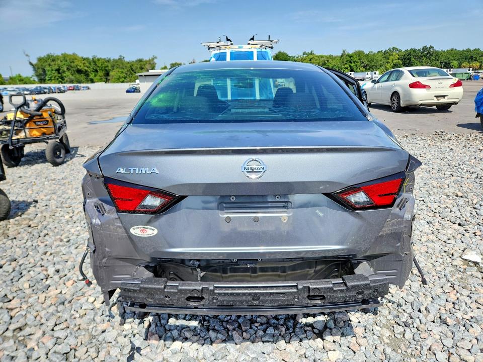 60659336 :رقم المزاد ، 1N4BL4BV6MN303623 vin ، 2021 Nissan Altima مزاد بيع