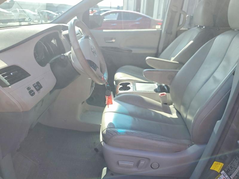 Продажа на аукционе авто 2012 Toyota Sienna, vin: 5TDYK3DC7CS273344, номер лота: 60420806