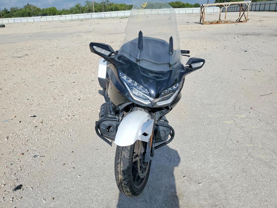 58355166 :رقم المزاد ، JH2SC7916LK200045 vin ، 2020 Honda Gl1800 مزاد بيع