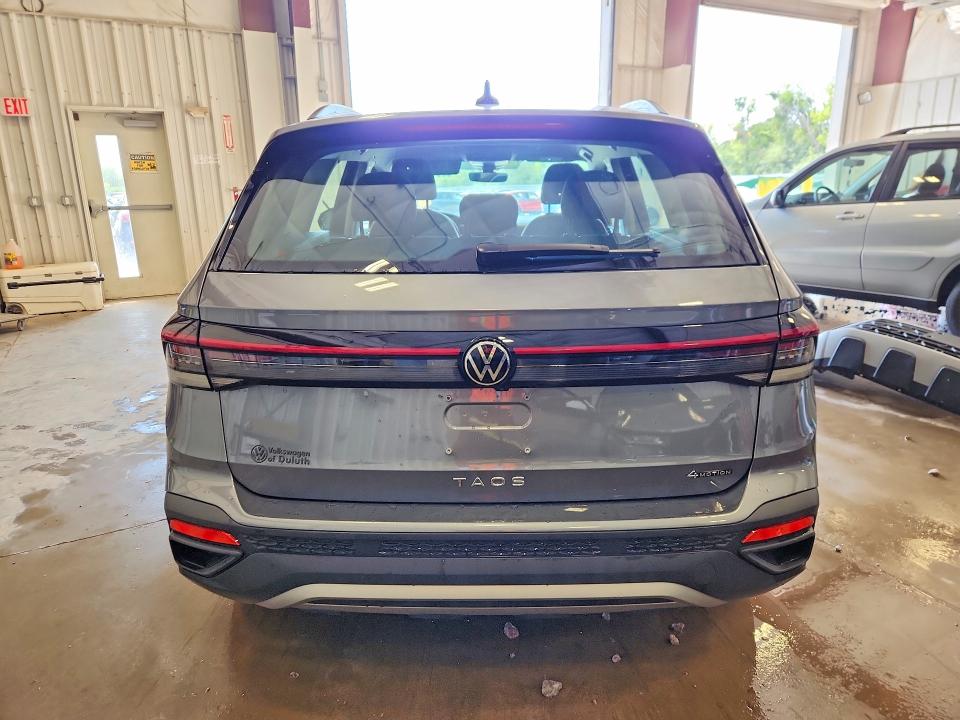 60249406 :رقم المزاد ، 3VV8C7B23SM048627 vin ، 2025 Volkswagen Taos مزاد بيع