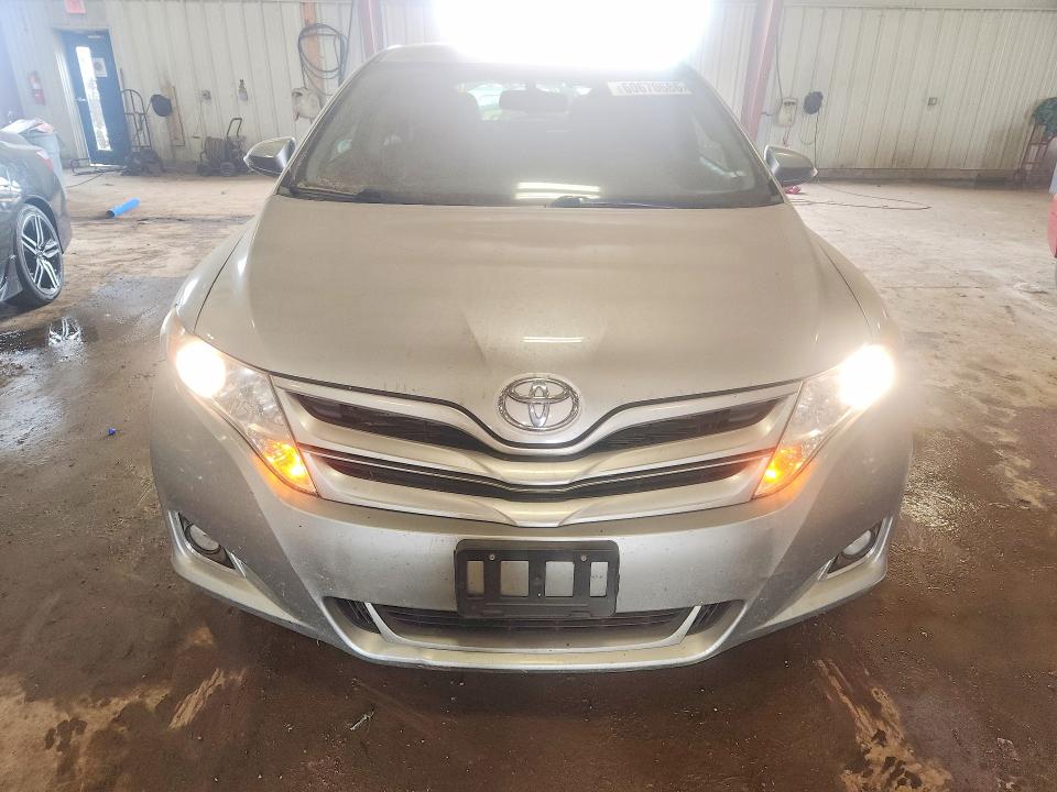 60670686 :رقم المزاد ، 4T3BK3BB1FU119795 vin ، 2015 Toyota Venza مزاد بيع