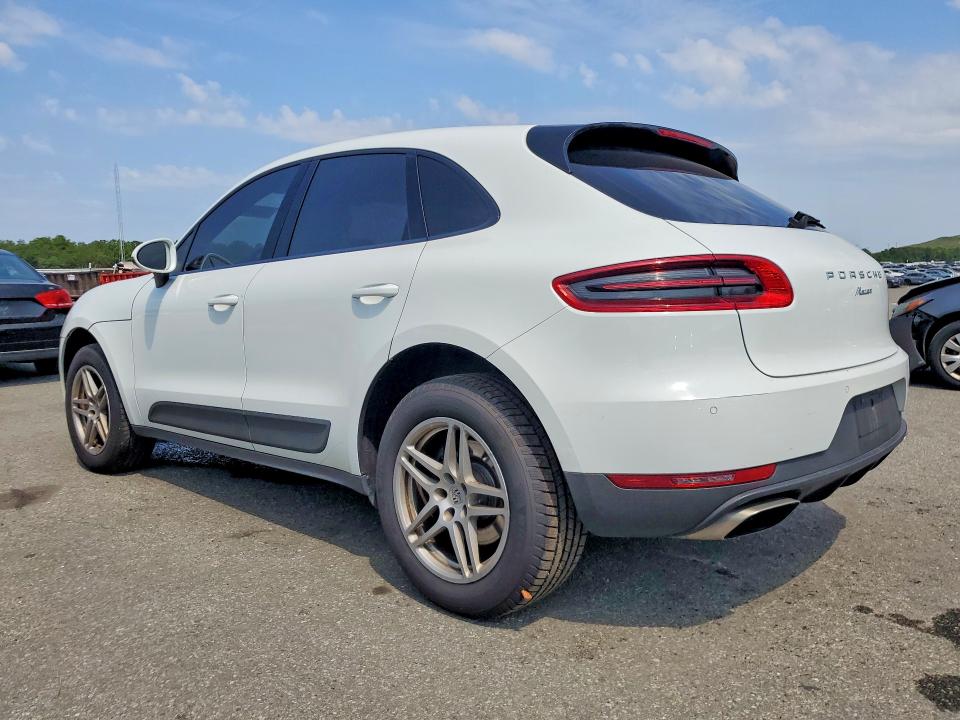 60586846 :رقم المزاد ، WP1AA2A59HLB02350 vin ، 2017 Porsche Macan مزاد بيع