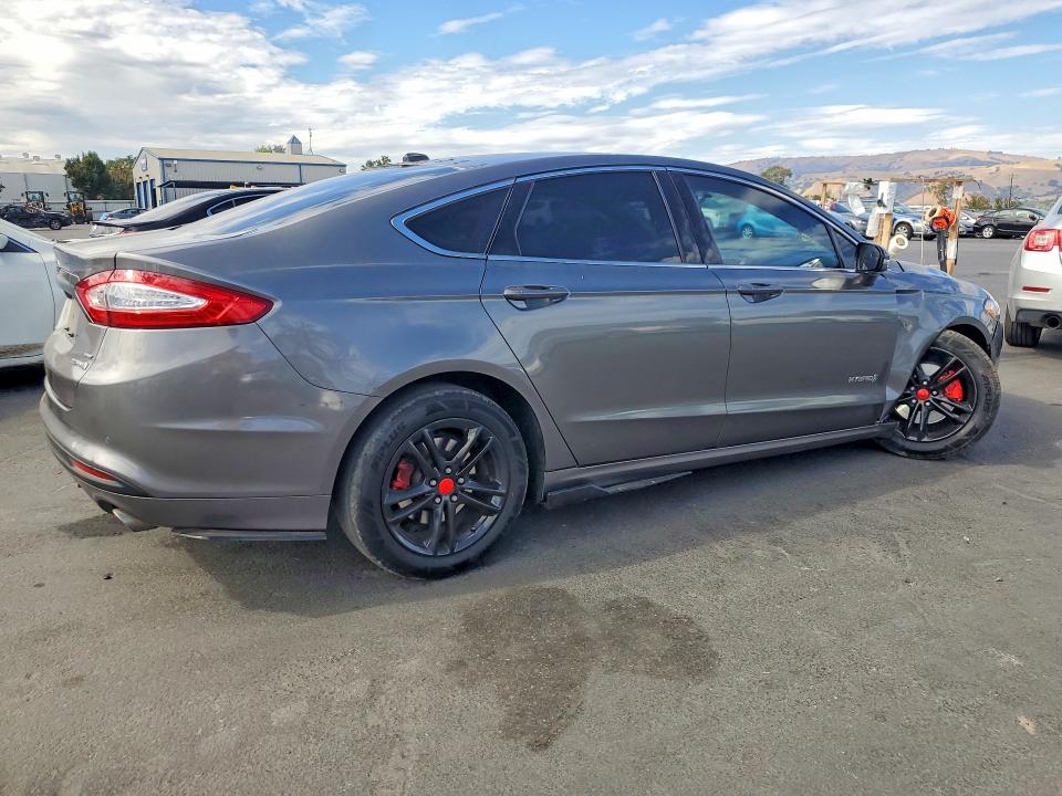 Продажа на аукционе авто 2013 Ford Fusion, vin: 3FA6P0LU3DR178114, номер лота: 62110156
