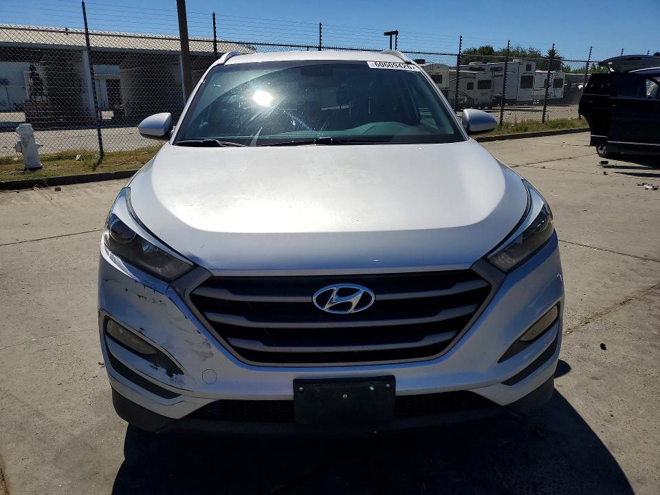 Продажа на аукционе авто 2016 Hyundai Tucson, vin: KM8J33A48GU130864, номер лота: 60609426