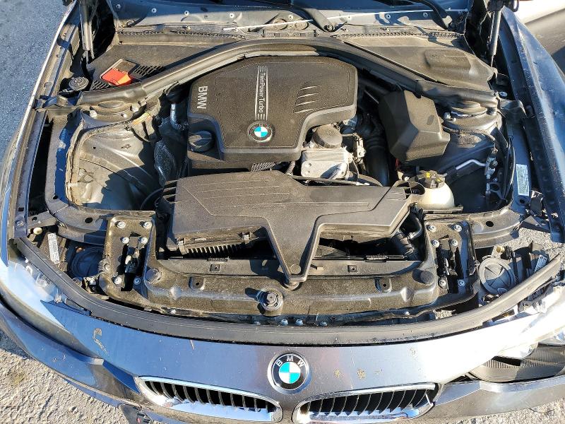 2014 Bmw 320 მანქანა იყიდება აუქციონზე, vin: WBA3C3G59ENS70522, აუქციონის ნომერი: 62682146