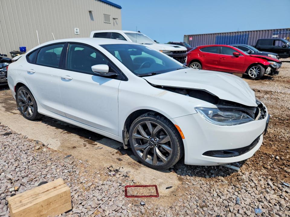 Продажа на аукционе авто 2015 Chrysler 200, vin: 1C3CCCBG5FN678260, номер лота: 62650846