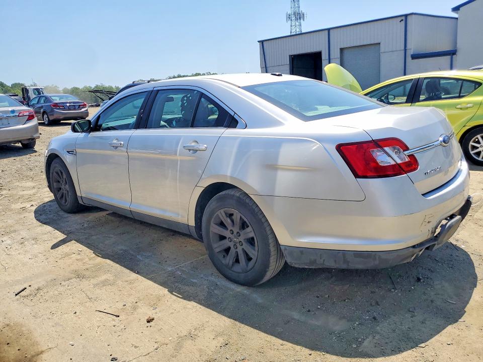 59790246 :رقم المزاد ، 1FAHP2DW0AG131453 vin ، 2010 Ford Taurus مزاد بيع