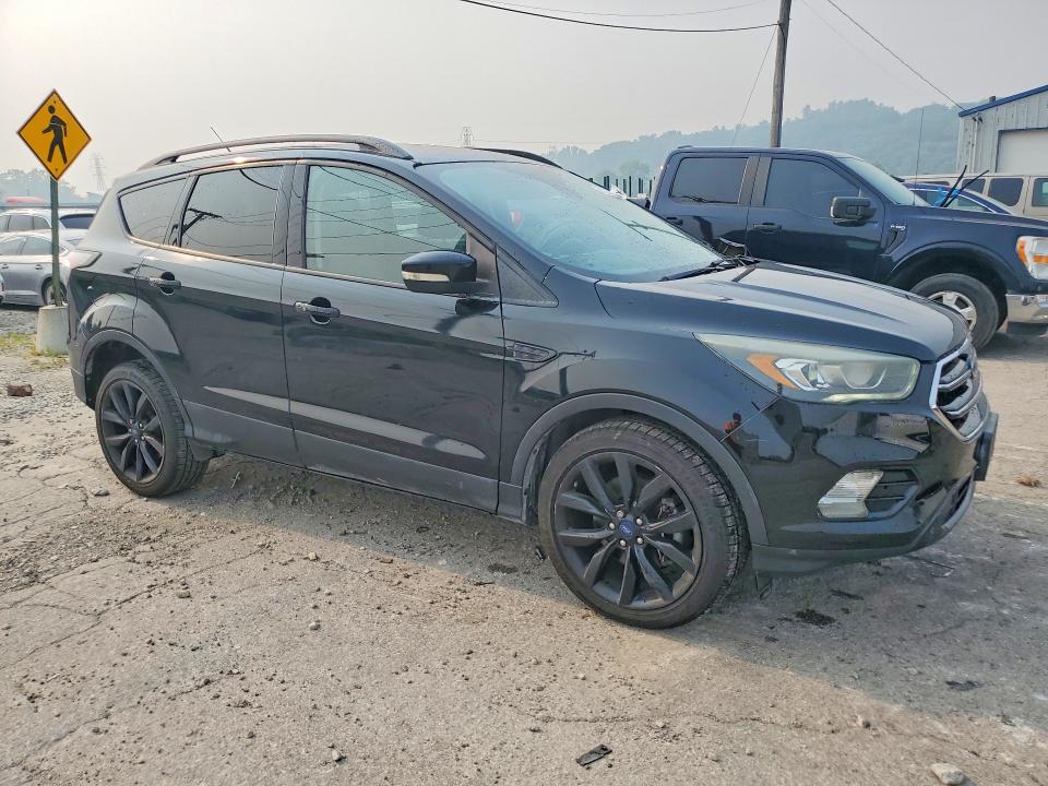 Aukcja sprzedaży 2017 Ford Escape, vin: 1FMCU9J96HUA36763, numer aukcji: 61328026