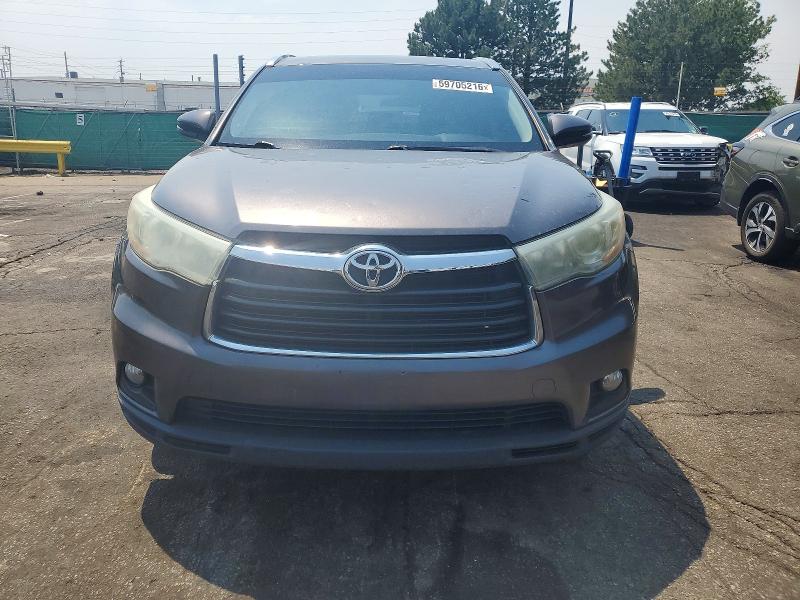2016 Toyota Highlander მანქანა იყიდება აუქციონზე, vin: 5TDJKRFH0GS239717, აუქციონის ნომერი: 59705216