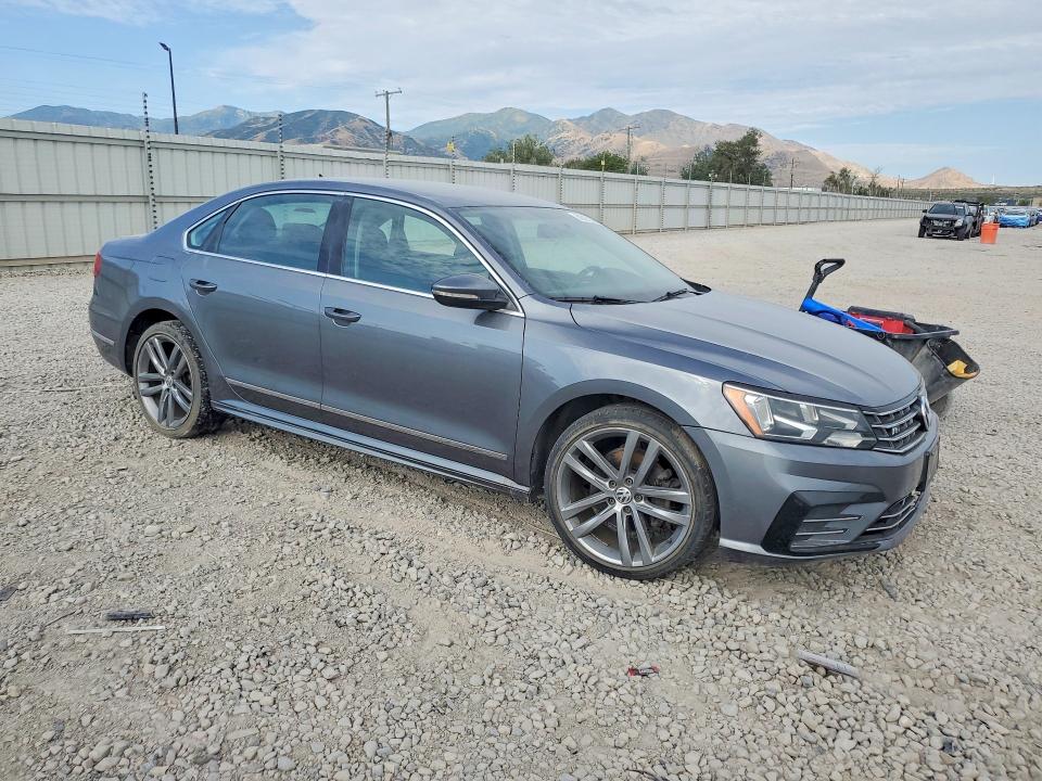 Продажа на аукционе авто 2016 Volkswagen Passat, vin: 1VWAT7A3XGC051122, номер лота: 60527886
