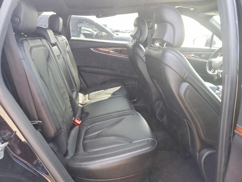 61202706 :رقم المزاد ، 2LMTJ8LP0GBL72996 vin ، 2016 Lincoln Mkx مزاد بيع