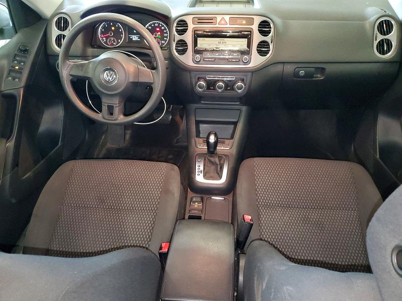2011 Volkswagen Tiguan მანქანა იყიდება აუქციონზე, vin: WVGBV7AX9BW506856, აუქციონის ნომერი: 73342365