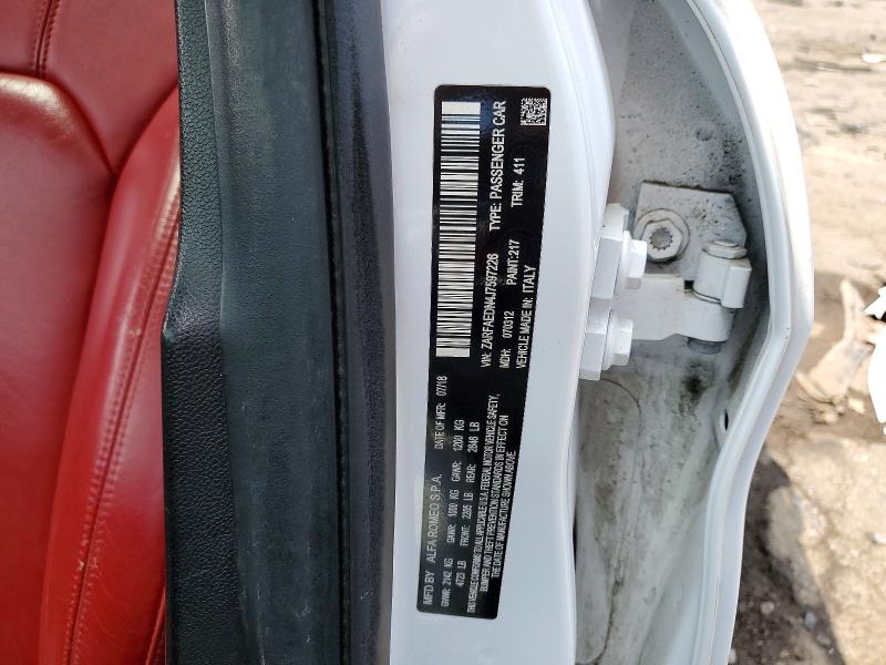 60396566 :رقم المزاد ، ZARFAEDN4J7597226 vin ، 2018 Alfa Romeo Giulia مزاد بيع