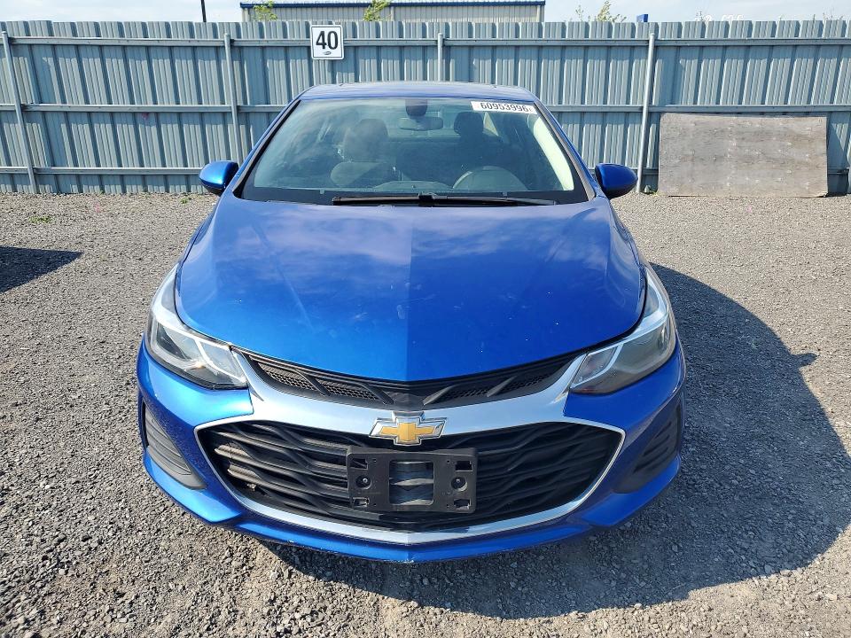 2017 Chevrolet Cruze მანქანა იყიდება აუქციონზე, vin: 3G1BE5SM2HS521810, აუქციონის ნომერი: 60953996