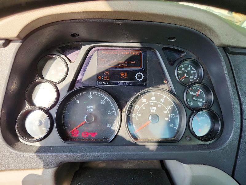61968106 :رقم المزاد ، 1XPBA48X9JD478313 vin ، 2018 Peterbilt 579 مزاد بيع
