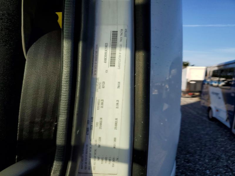 59232816 :رقم المزاد ، 4V4NC9EH9LN259825 vin ، 2020 Volvo Vnl مزاد بيع