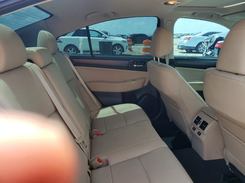 61380556 :رقم المزاد ، 4S3BNAN69H3022022 vin ، 2017 Subaru Legacy مزاد بيع